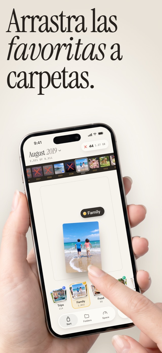 Arrastra las favoritas a carpetas: una foto de playa soltada sobre la pila Family